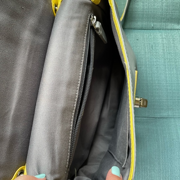 Beautiful Coach Legacy Gray and Yellow  Leather Willis Crossbody - Picture 6 of 6